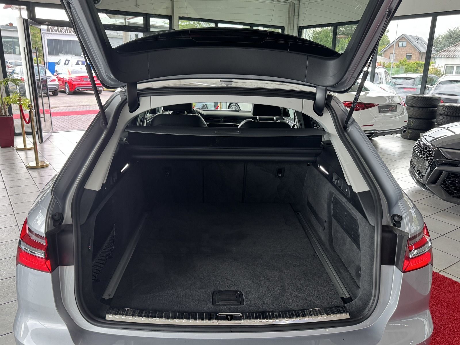 Audi A6 Avant 40 TDI design S line°Leder°Navi Panoram