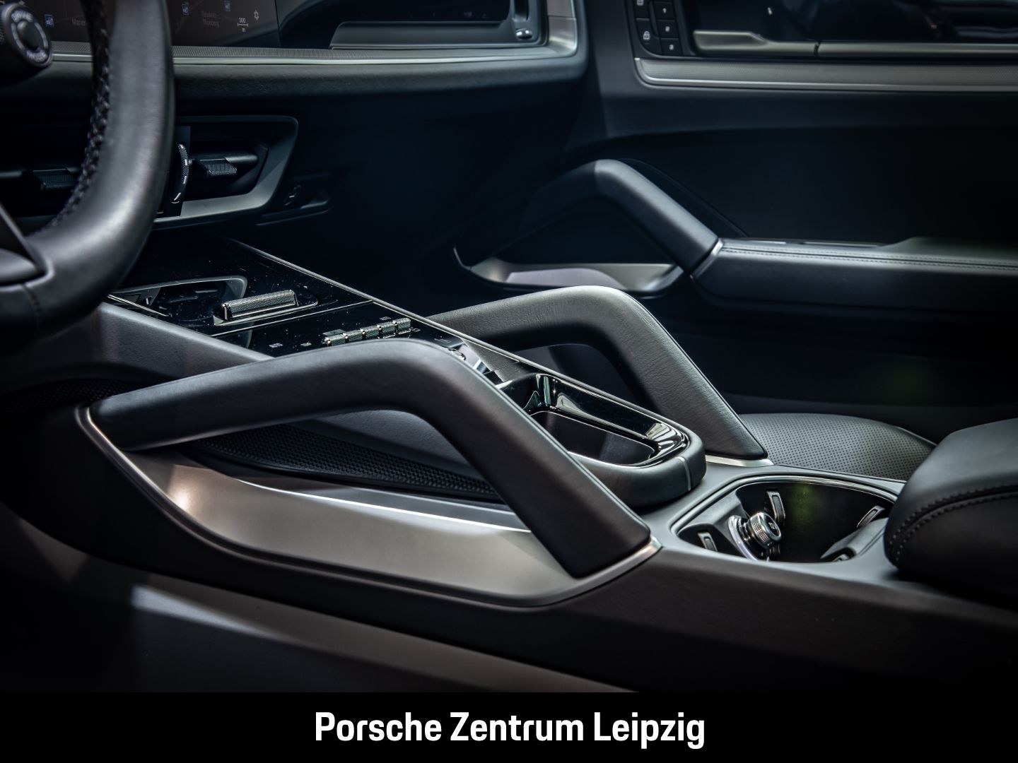 Porsche Cayenne S E-Hybrid SportDesign Sportabgas InnoDr