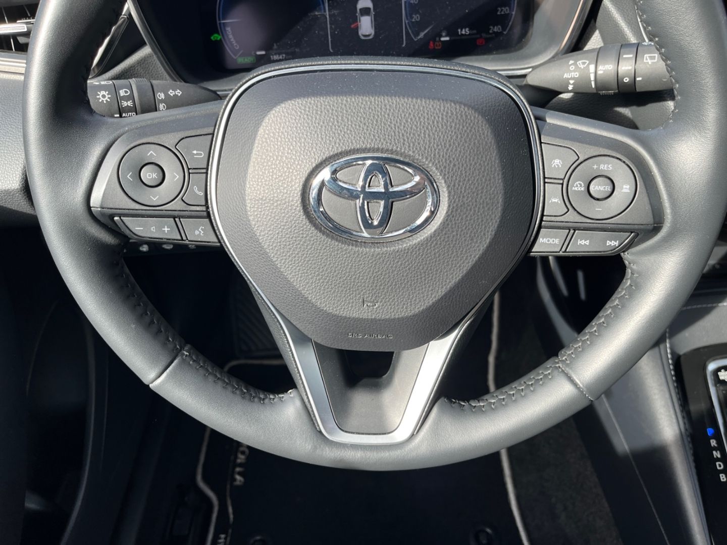 Toyota Corolla 1.8 Hybrid Team D *LED*ACC*RCam*SHZ*PDC*