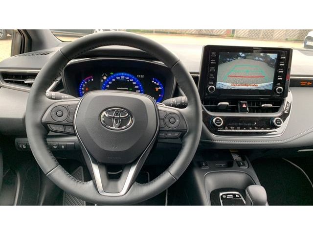 Toyota Corolla Touring Sports Hybrid Team - Samsaru's Car Outlet