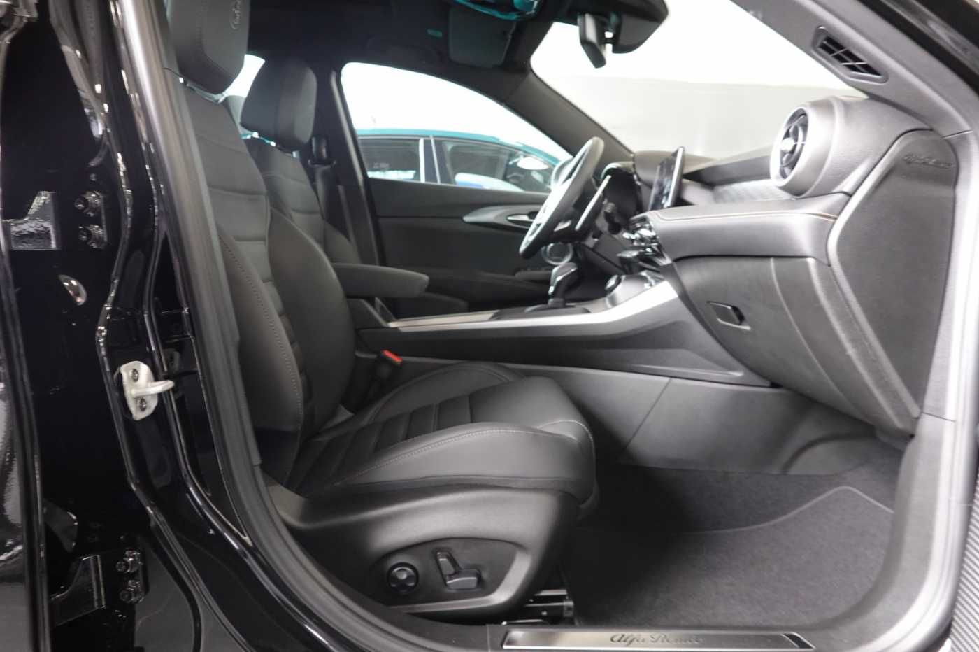 Alfa Romeo Tonale Veloce  1.5 VGT Hybrid 20'-LM LED NAVI PA