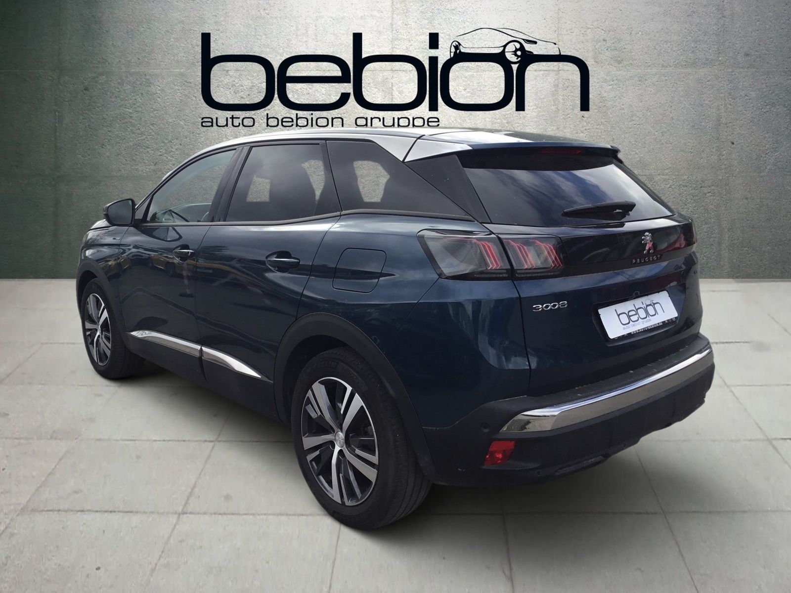 Peugeot 3008 Hybrid 225 (Plug-In) e-EAT8 Allure Pack AHK