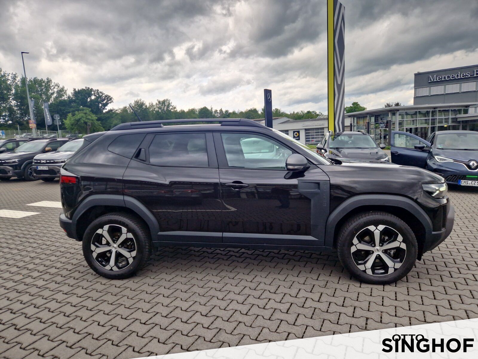 Dacia Duster Journey TCe 130 4x4 - Samsaru's Car Outlet