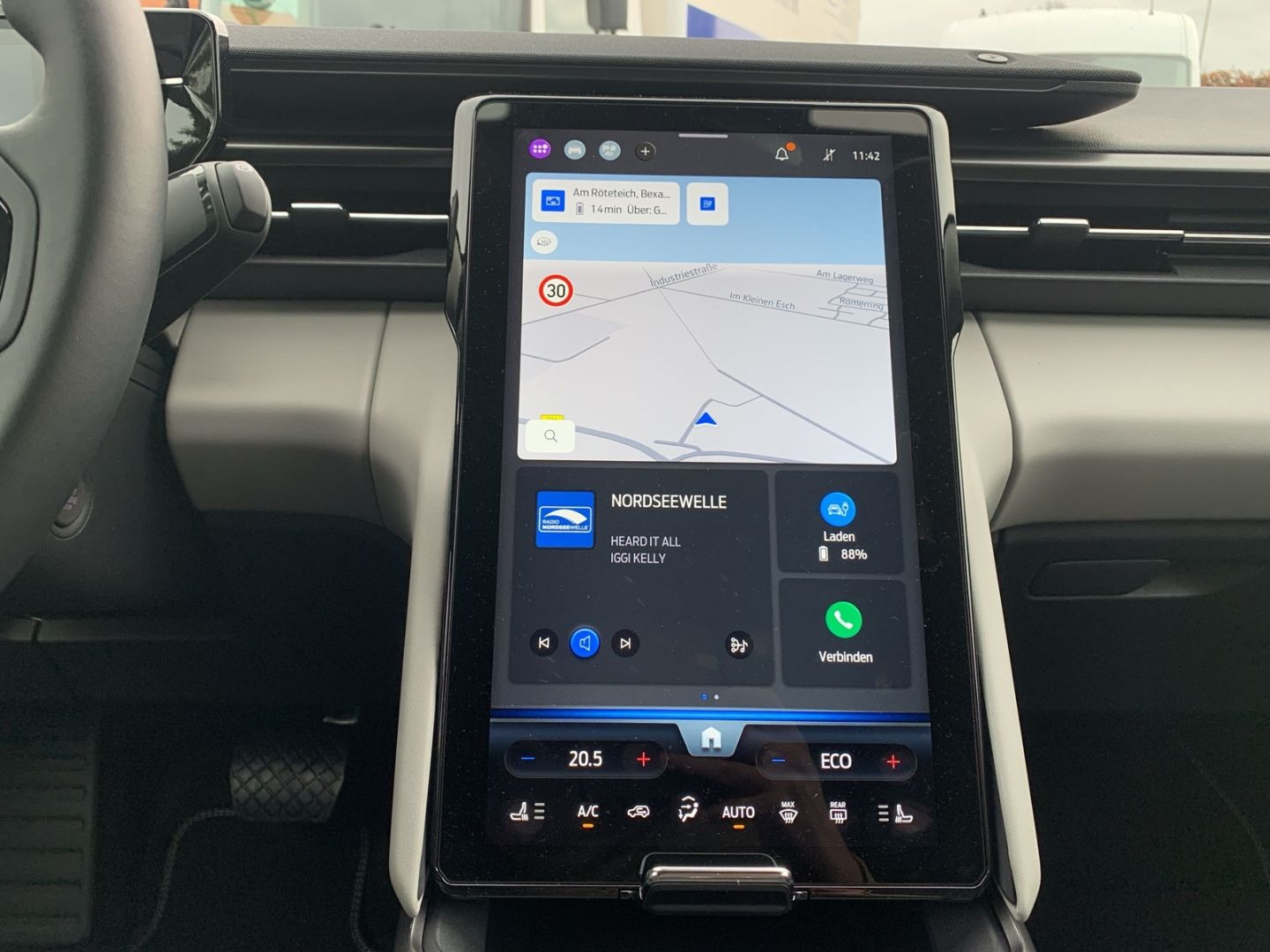 Ford Explorer RWD Extended Range 77 kwh HUD AHK Navi
