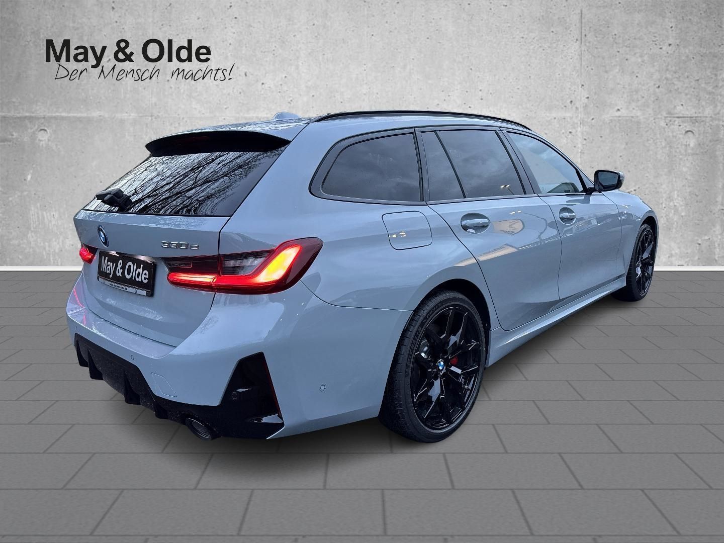 BMW 330 e xDrive Touring M-Sport Pro HUD AHK Pano H&