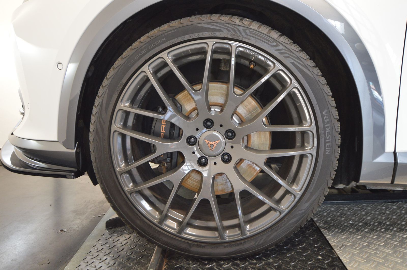 Cupra Formentor VZ 1.4 e-HYBRID - Samsaru's Car Outlet