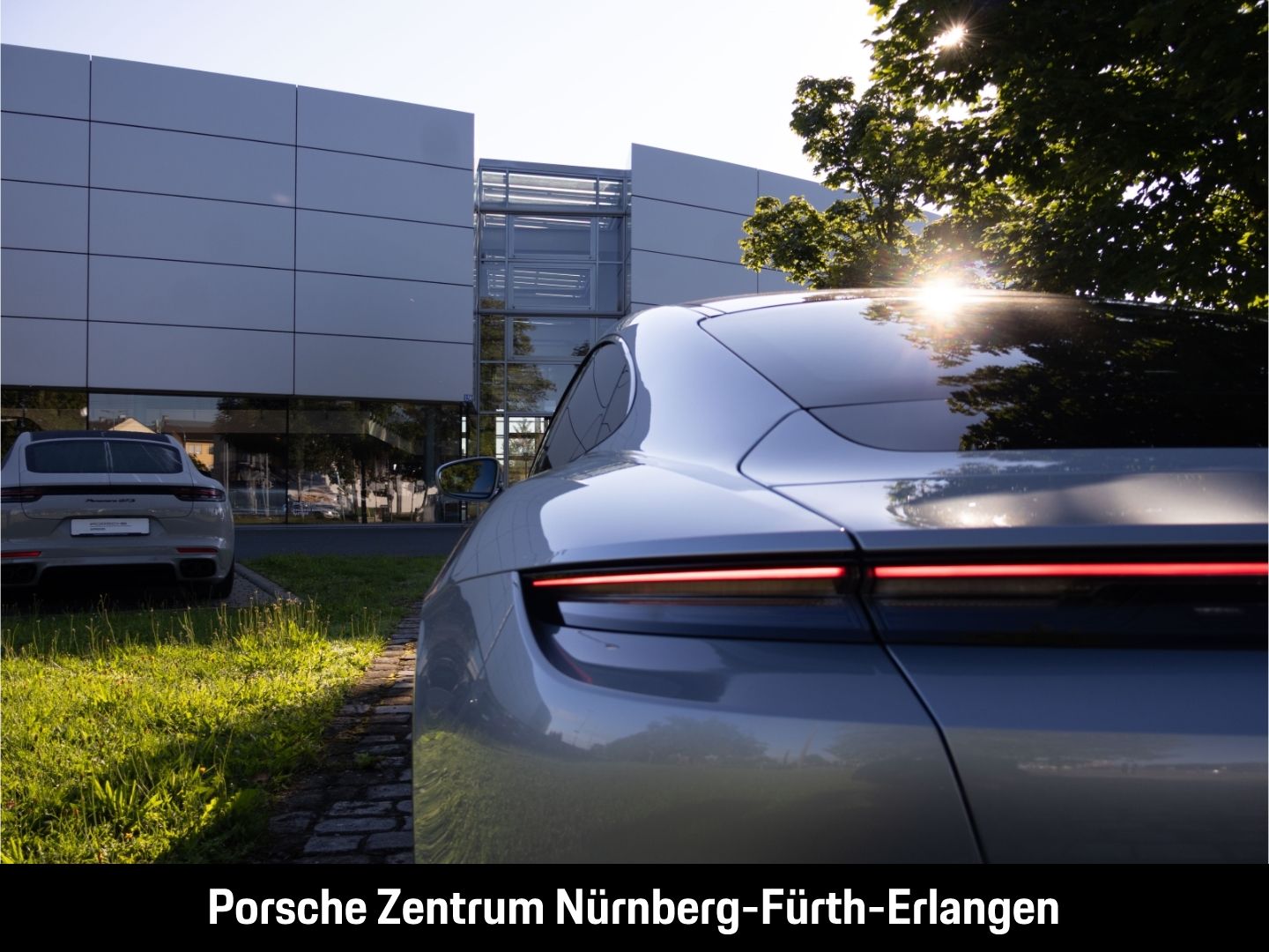 Porsche Taycan Turbo InnoDrive HUD LED-Matrix BOSE Surro