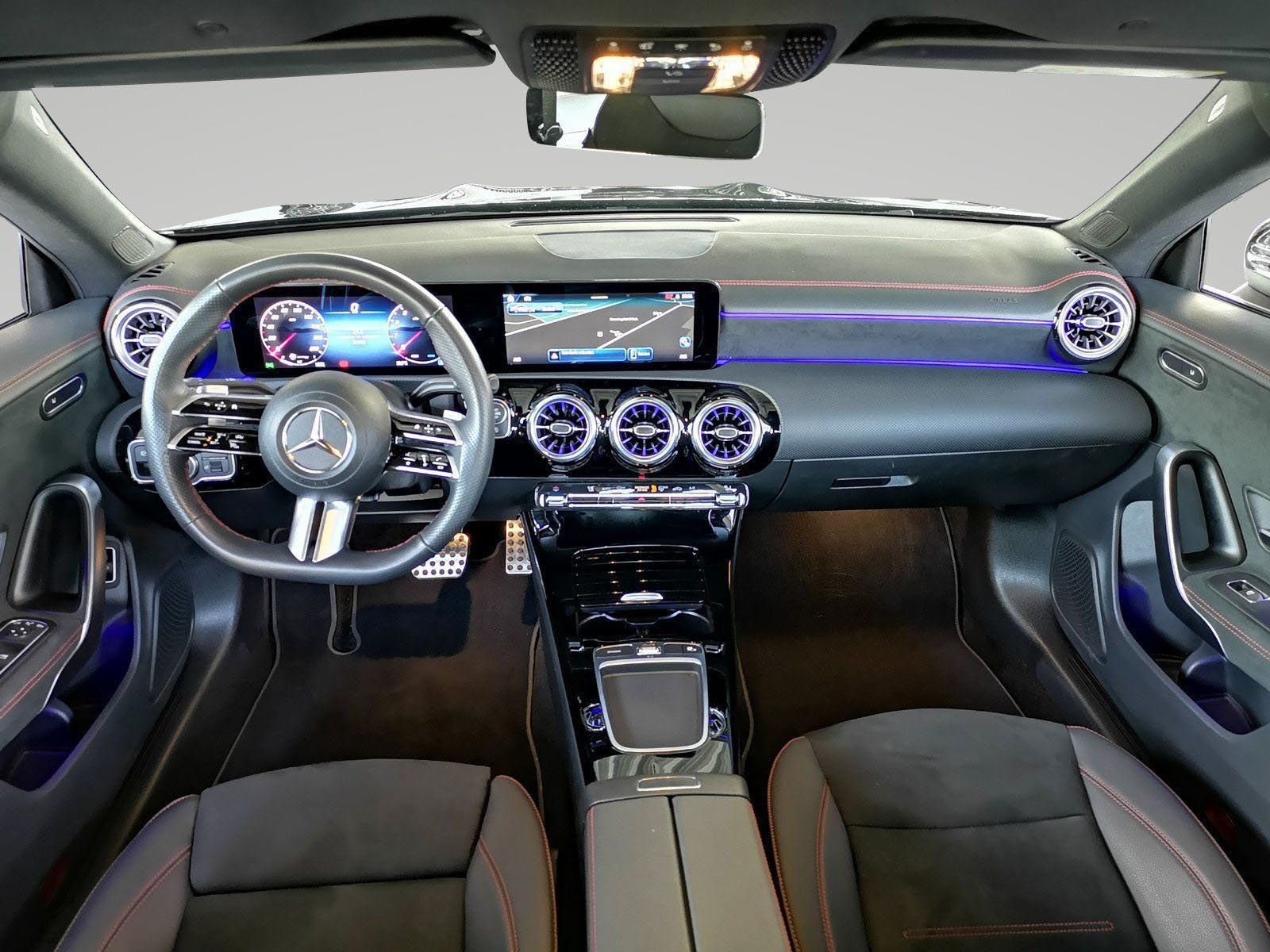 Mercedes-Benz CLA 200 Coupé AMG Line - Samsaru's Car Outlet