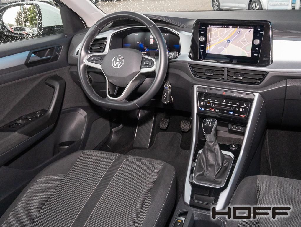 Volkswagen T-Roc 1.0 TSI Life - Samsaru's Car Outlet