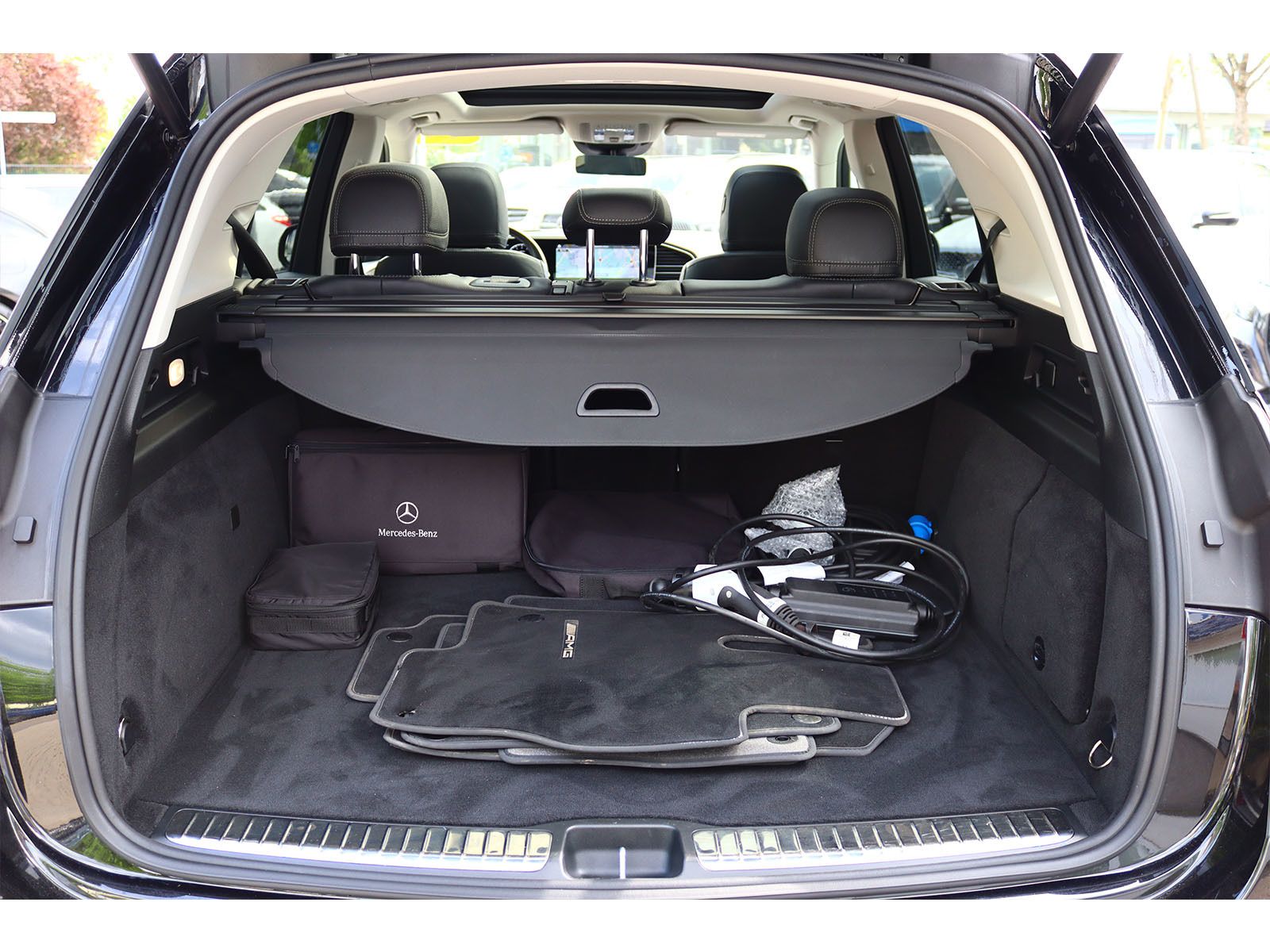 Mercedes-Benz GLE 350 e 4M 3x AMG DISTRONIC+PANO+KAM360+HEADUP