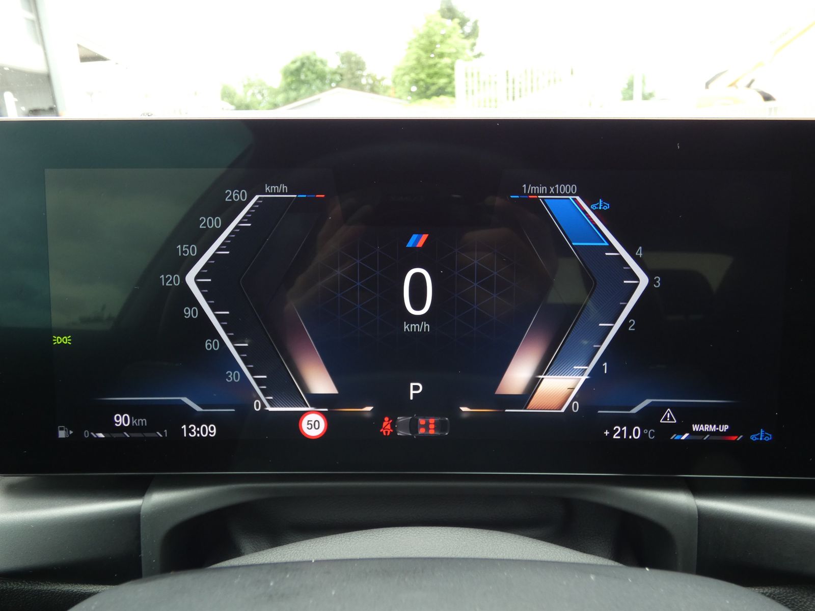 BMW 320d xDrive M Sportpaket - Samsaru's Car Outlet