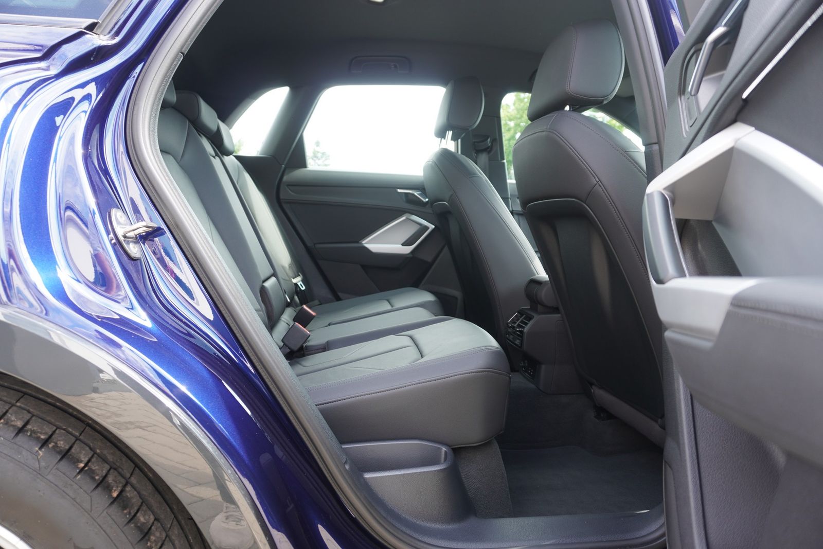 Audi Q3 35 TDI quattro advanced - Samsaru's Car Outlet