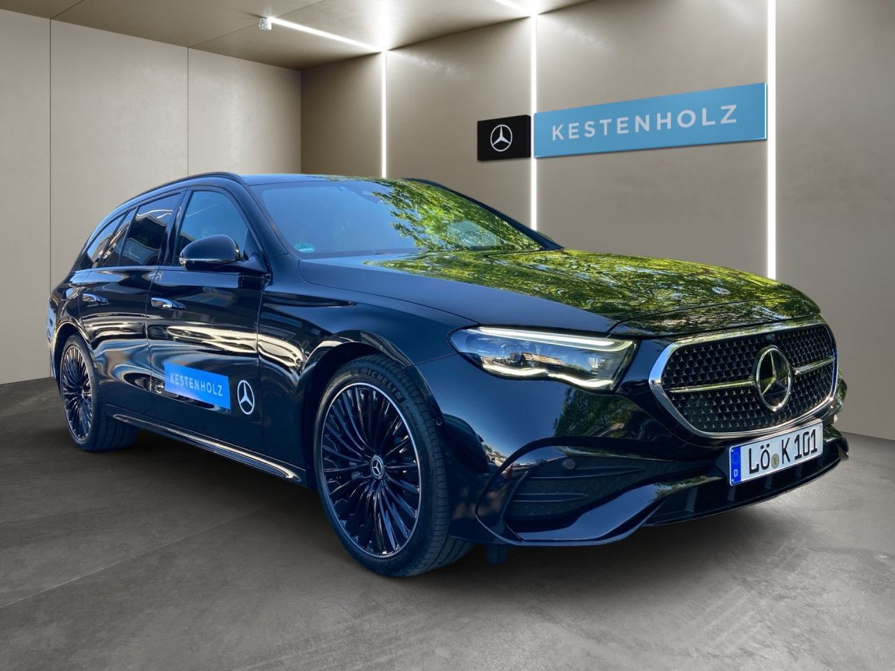 Mercedes-Benz E 450 d T 4Matic AMG+HUD+DIGITAL+AHK+PANO