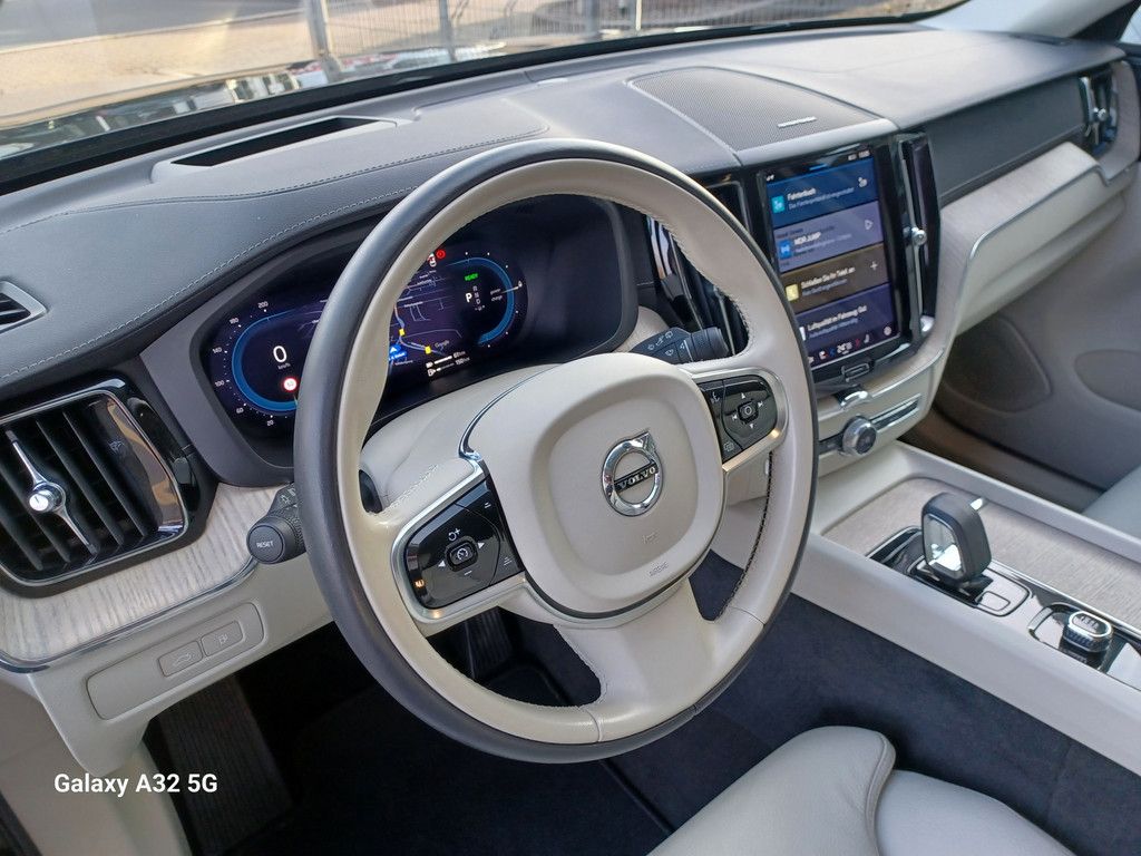 Volvo XC60 T8° Ultimate Dark Recharge Plug-In Hybrid A