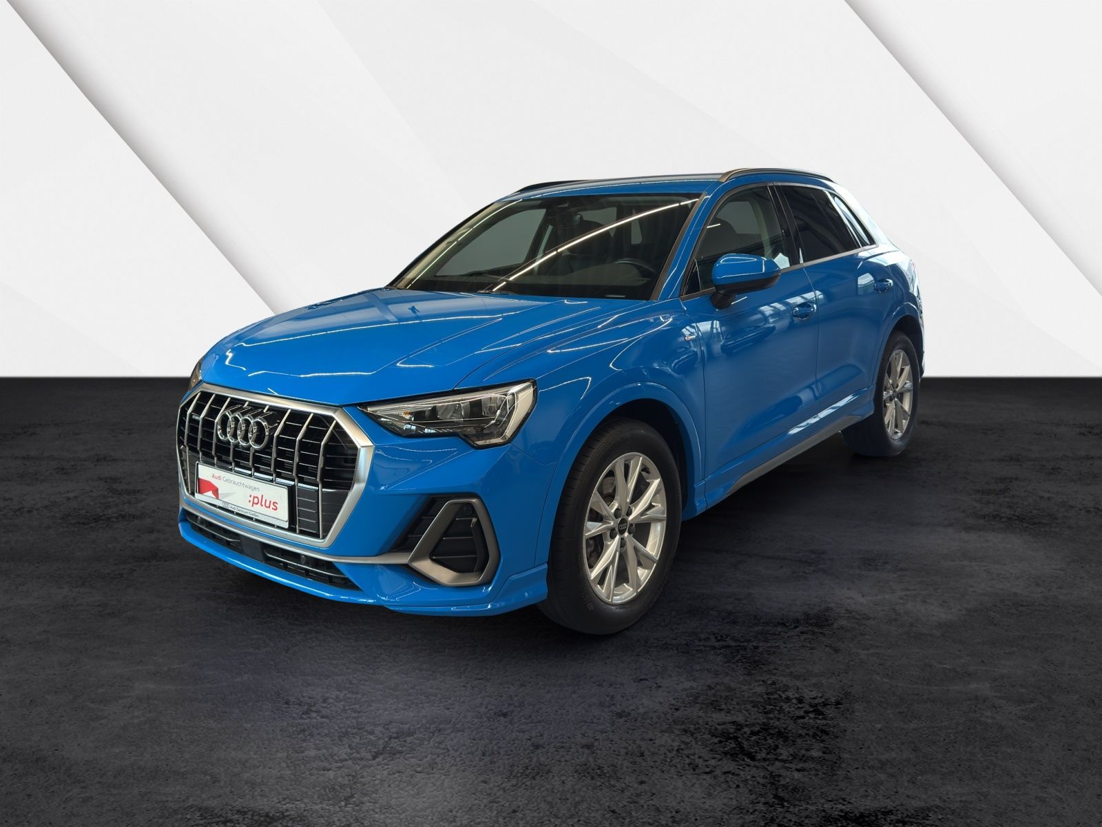 Audi Q3 35 TDI quattro S line - Samsaru's Car Outlet