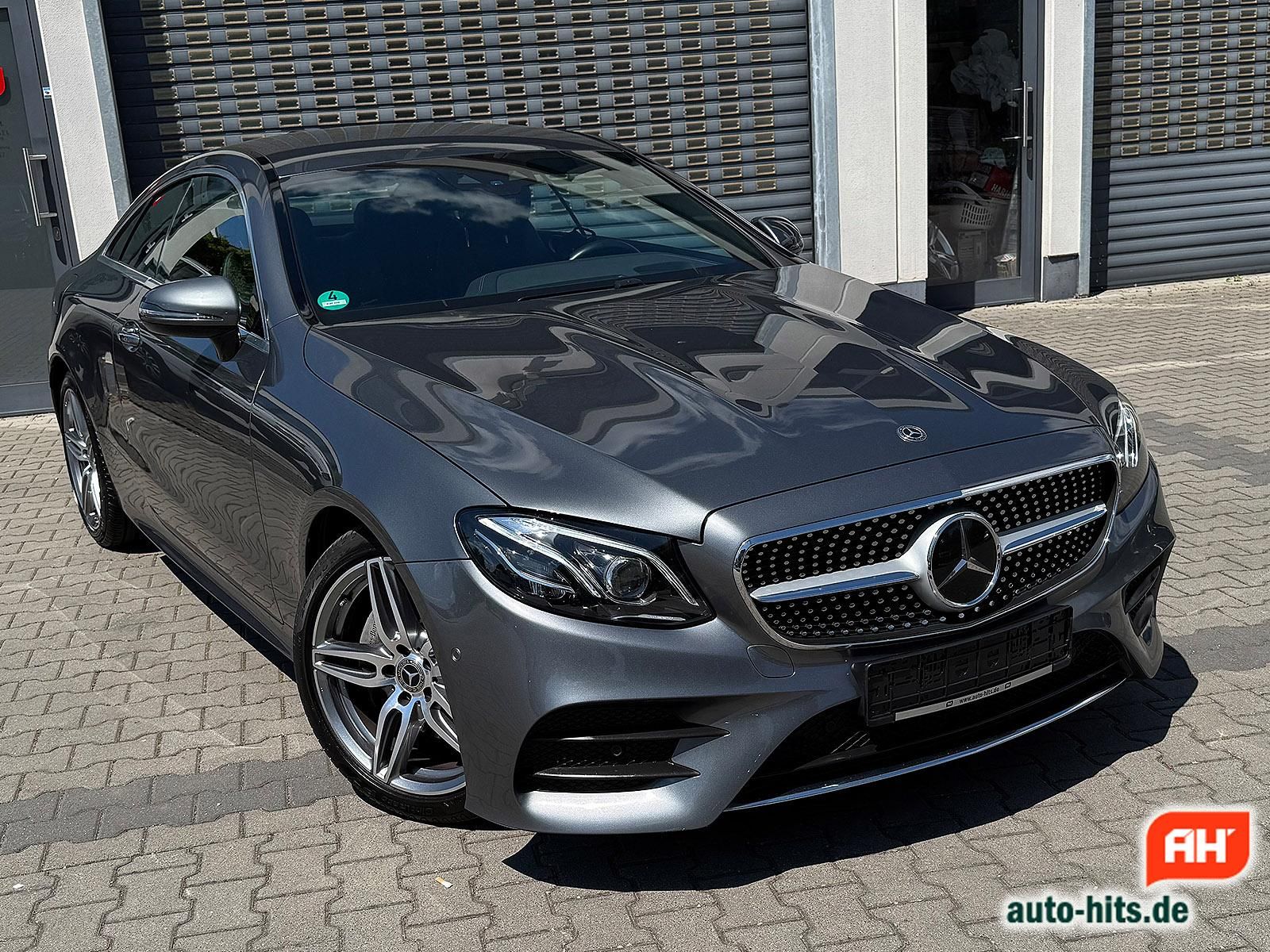 Mercedes-Benz E 220 Coupe AMG Line - Samsaru's Car Outlet
