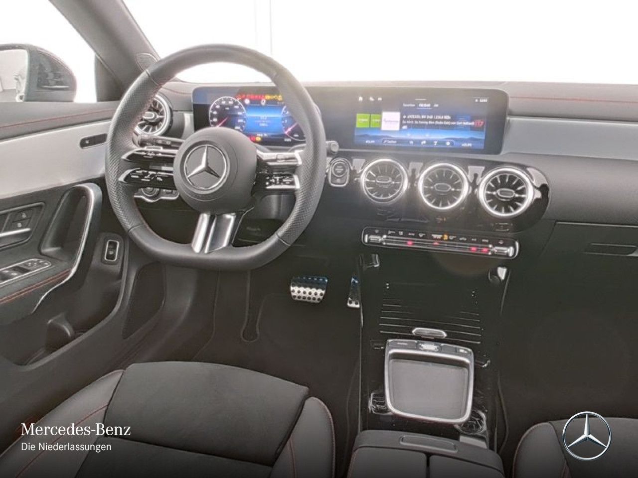 Mercedes-Benz CLA 250 4M AMG Premium - Samsaru's Car Outlet