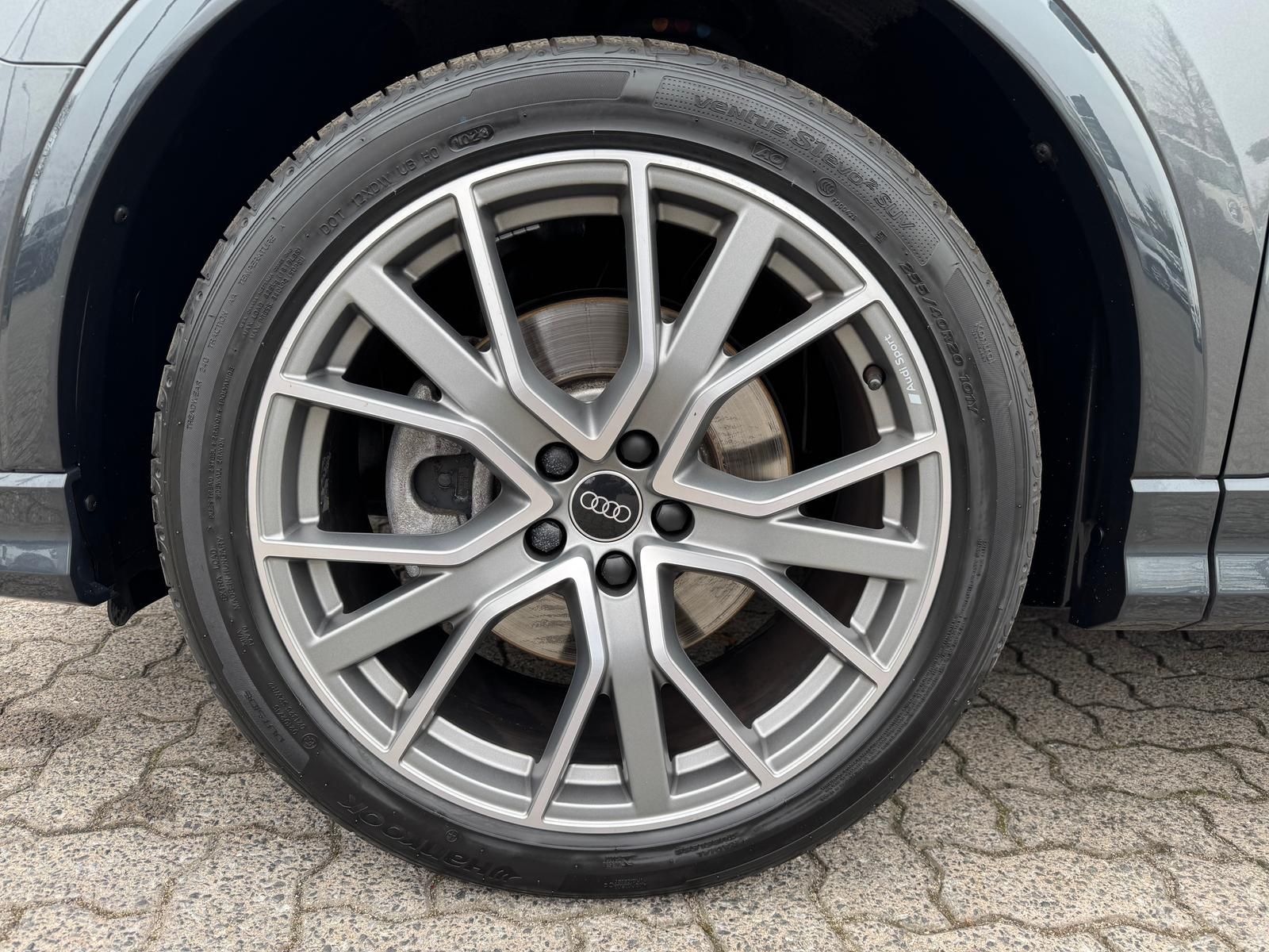 Audi Q3 Sportback 40 TFSI quattro - Samsaru's Car Outlet