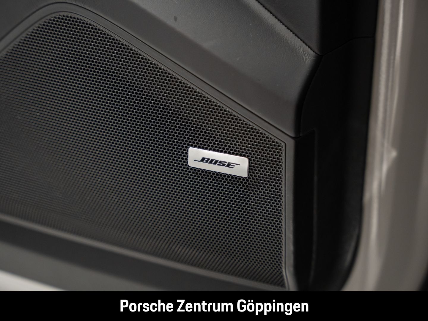 Porsche Cayenne E-Hybrid Coupe BOSE Luftfederung LED
