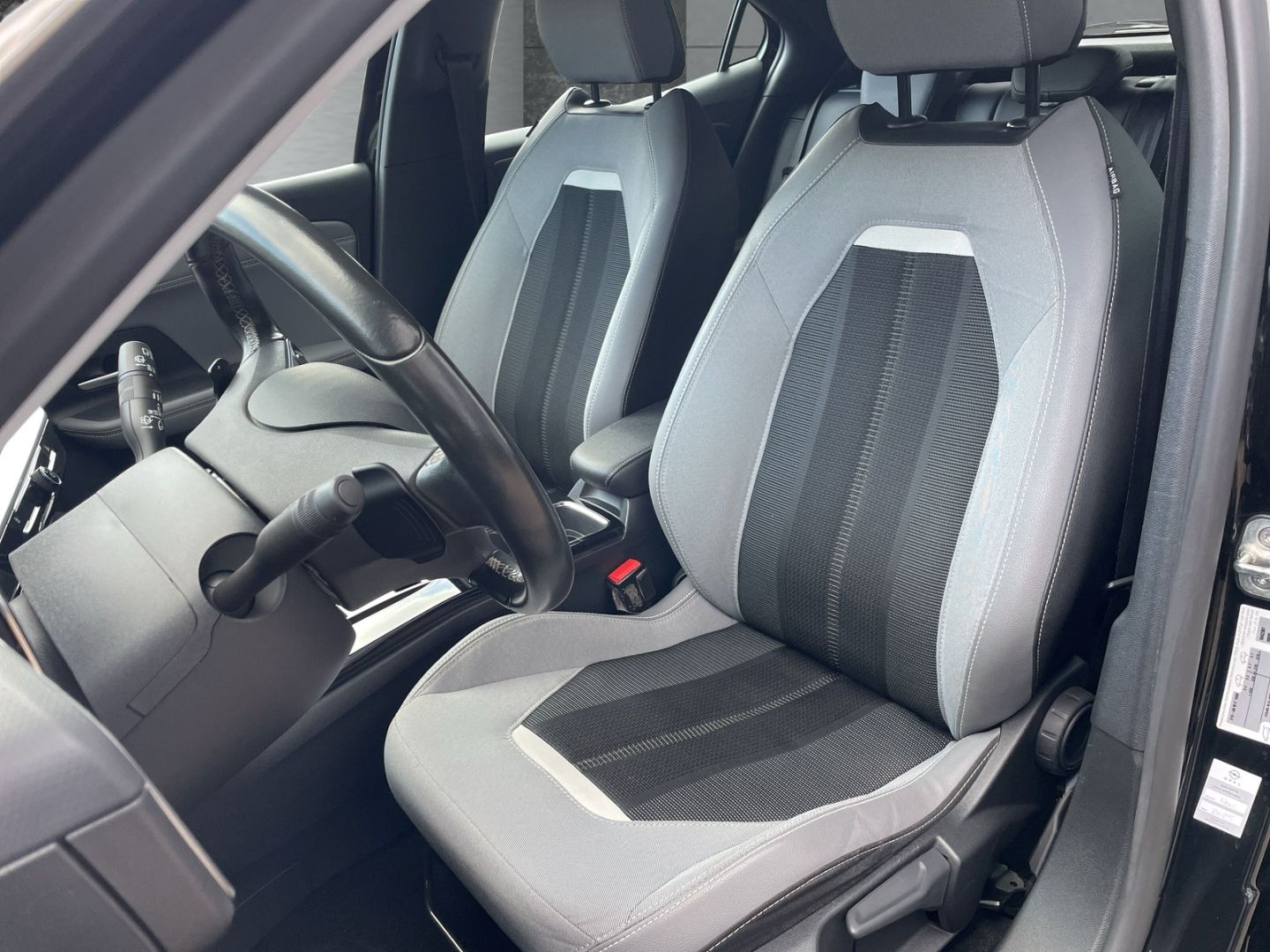 Opel Mokka Elegance - Samsaru's Car Outlet
