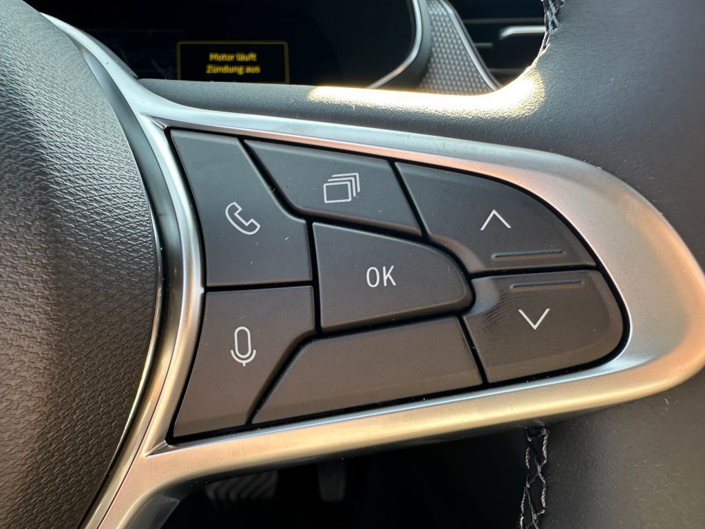 Renault Arkana TECHNO E-Tech Full Hybrid 145 - Samsaru's Car Outlet