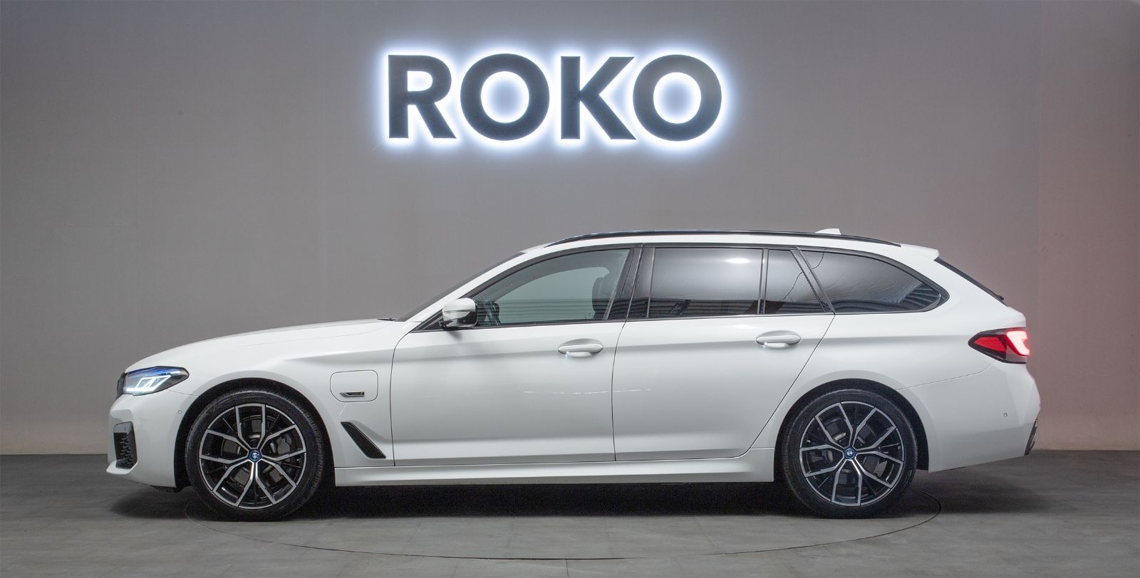 BMW 530e xD M-Sport 360°LenkHz.HuD Sitzlüft.PANO