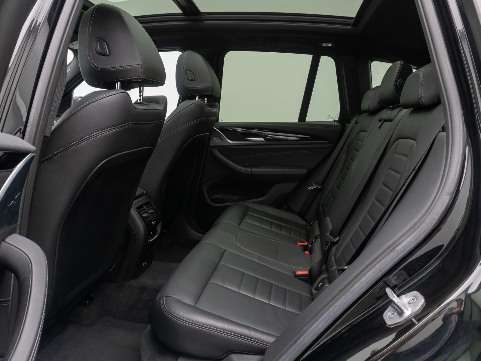 BMW X3 xD30d M Sport - Samsaru's Car Outlet