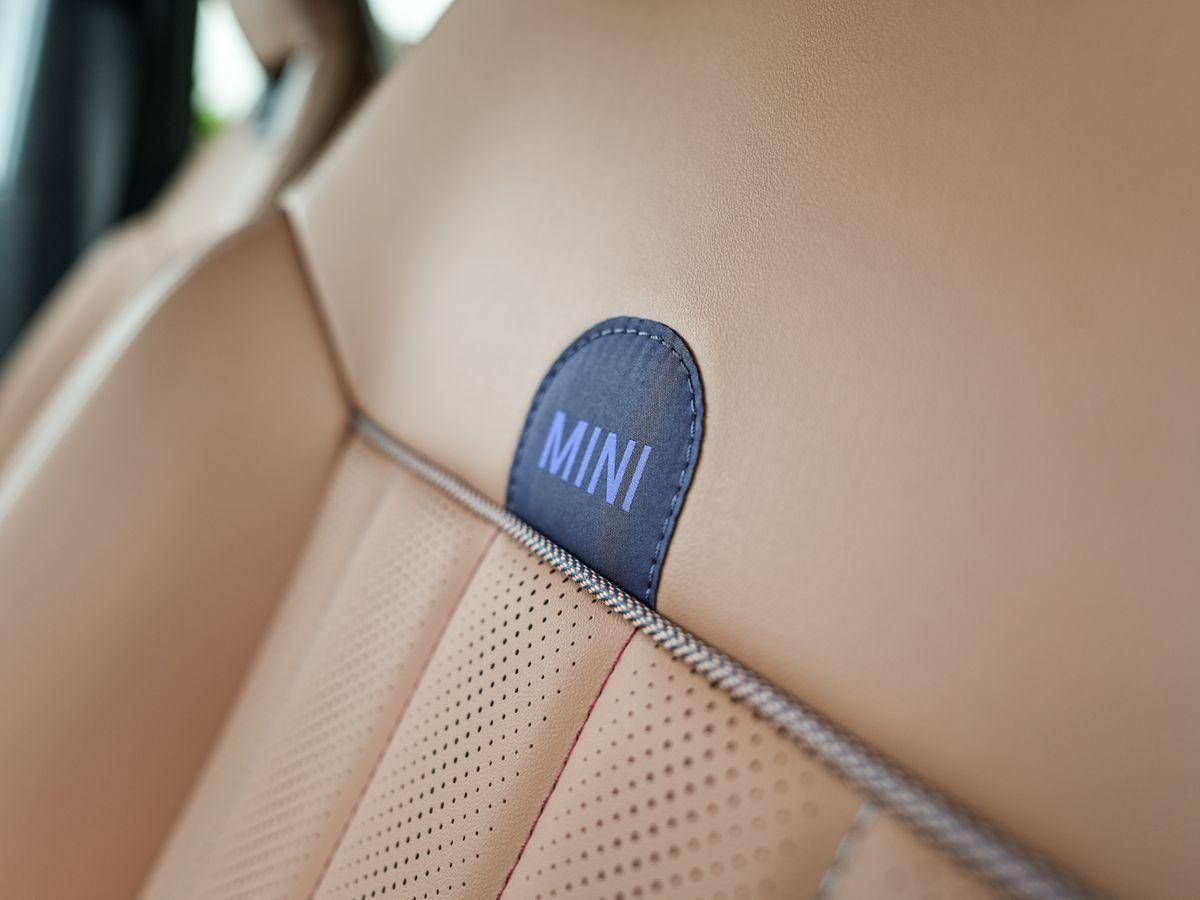 MINI Countryman C Favoured-T Paket XL - Samsaru's Car Outlet