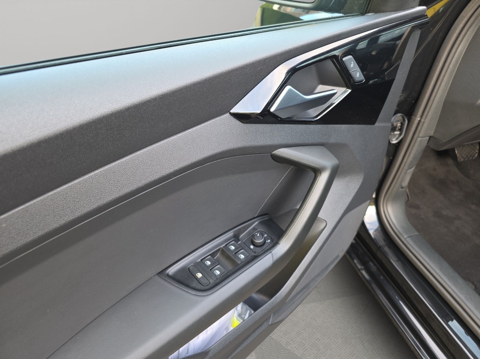 Audi A1 Sportback 25 TFSI S tronic KLIMA+LED+TEMPOMAT