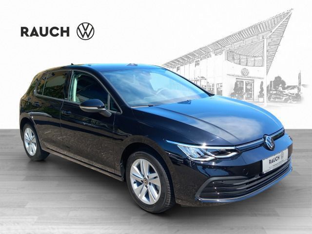 Volkswagen Golf VIII Life 1.5 e TSI - Samsaru's Car Outlet