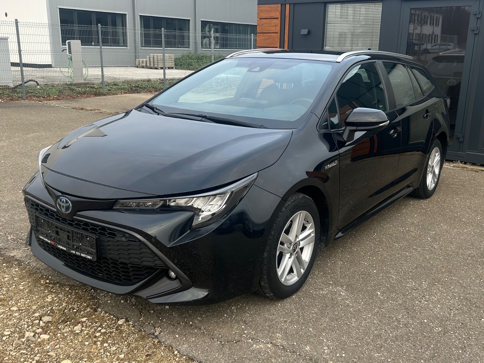 Toyota Corolla Touring Sports Hybrid Business Edition