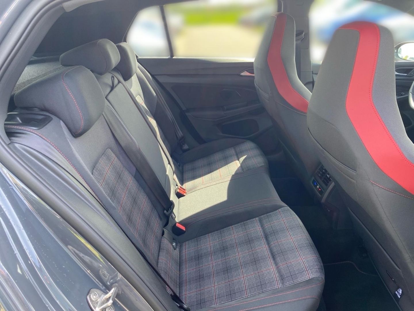 Volkswagen Golf 8 VIII GTI 2.0 TSI - Samsaru's Car Outlet