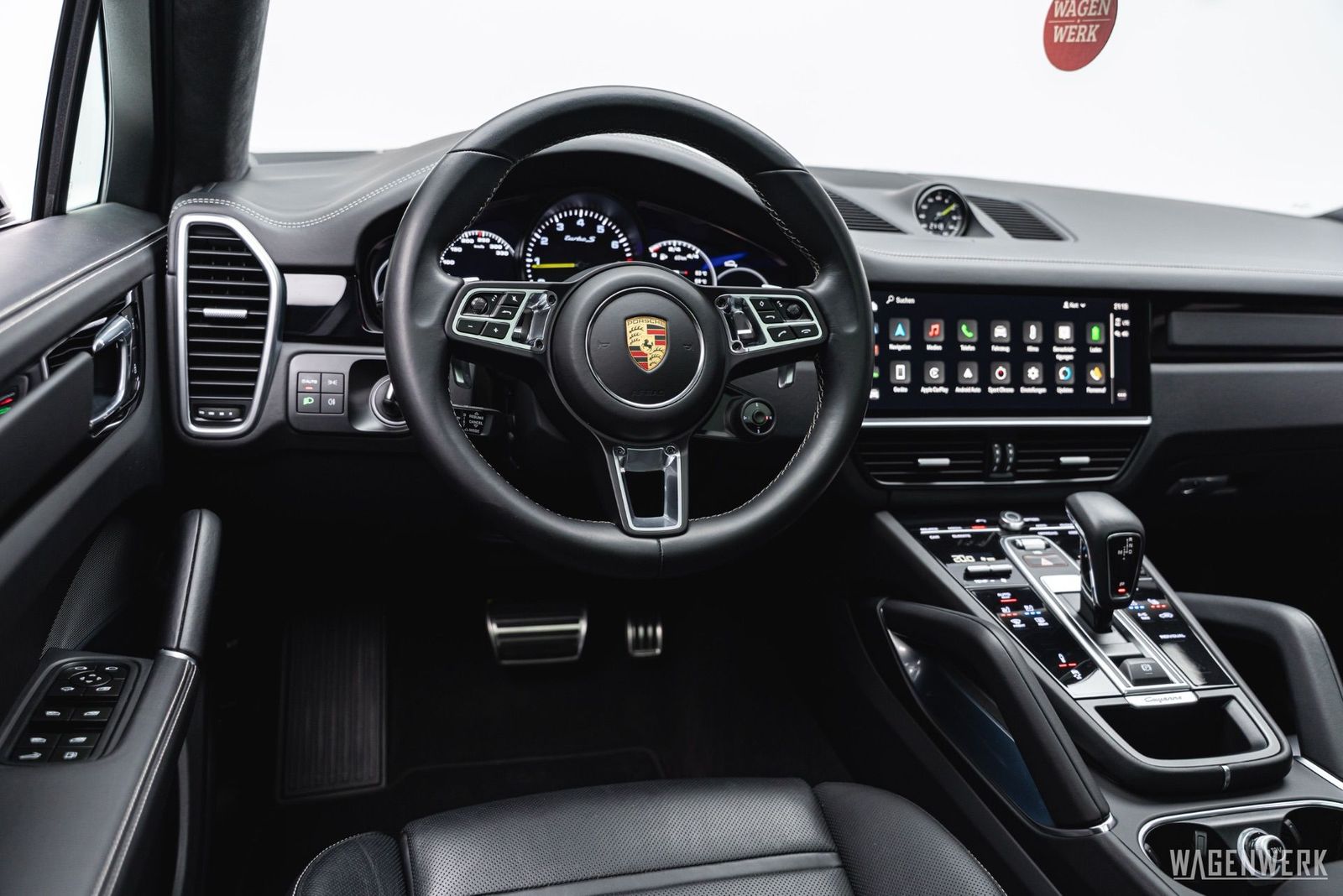 Porsche Cayenne Coupé Turbo S E-Hybrid MASSAGE AHV INNOD