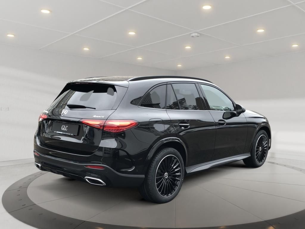 Mercedes-Benz GLC 300 d 4MATIC +MBUX+AMG+DigitalLight+Pano+AHK