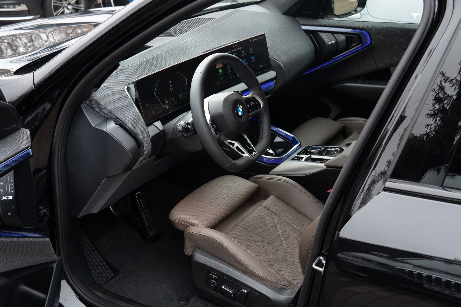 BMW X3 20i M SPORT PLUS - Samsaru's Car Outlet