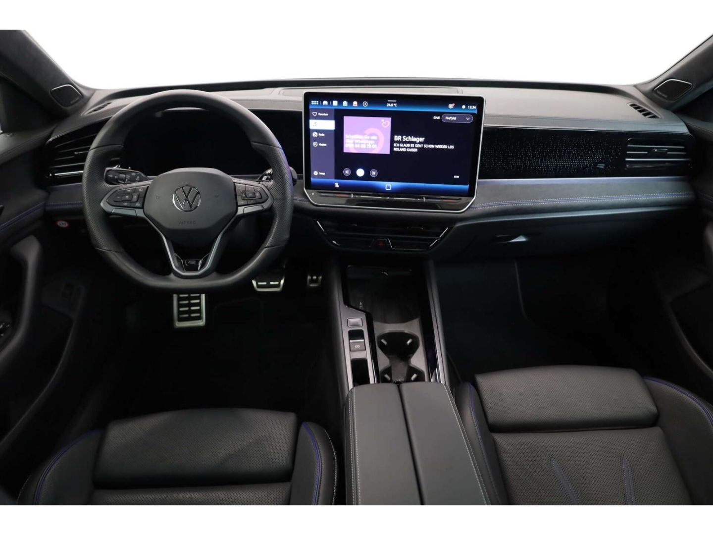 Volkswagen Passat 2.0 TDI 4Mot. R-Line Signature DSG P-Dach
