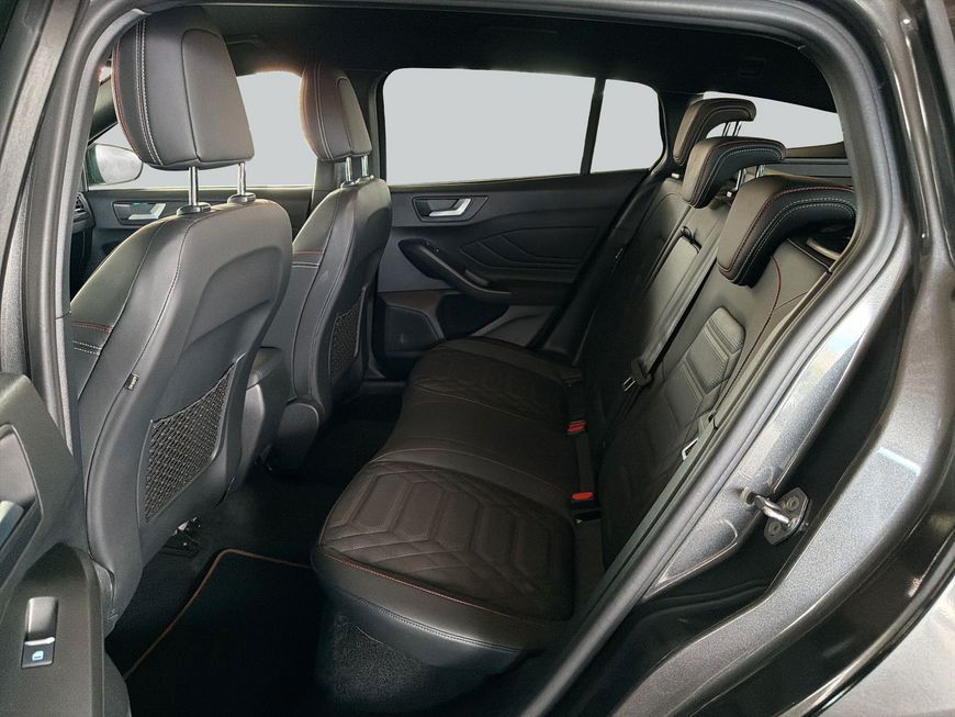 Ford Focus Turnier 1.0 EcoBoost Hybrid Aut. ST-LINE X