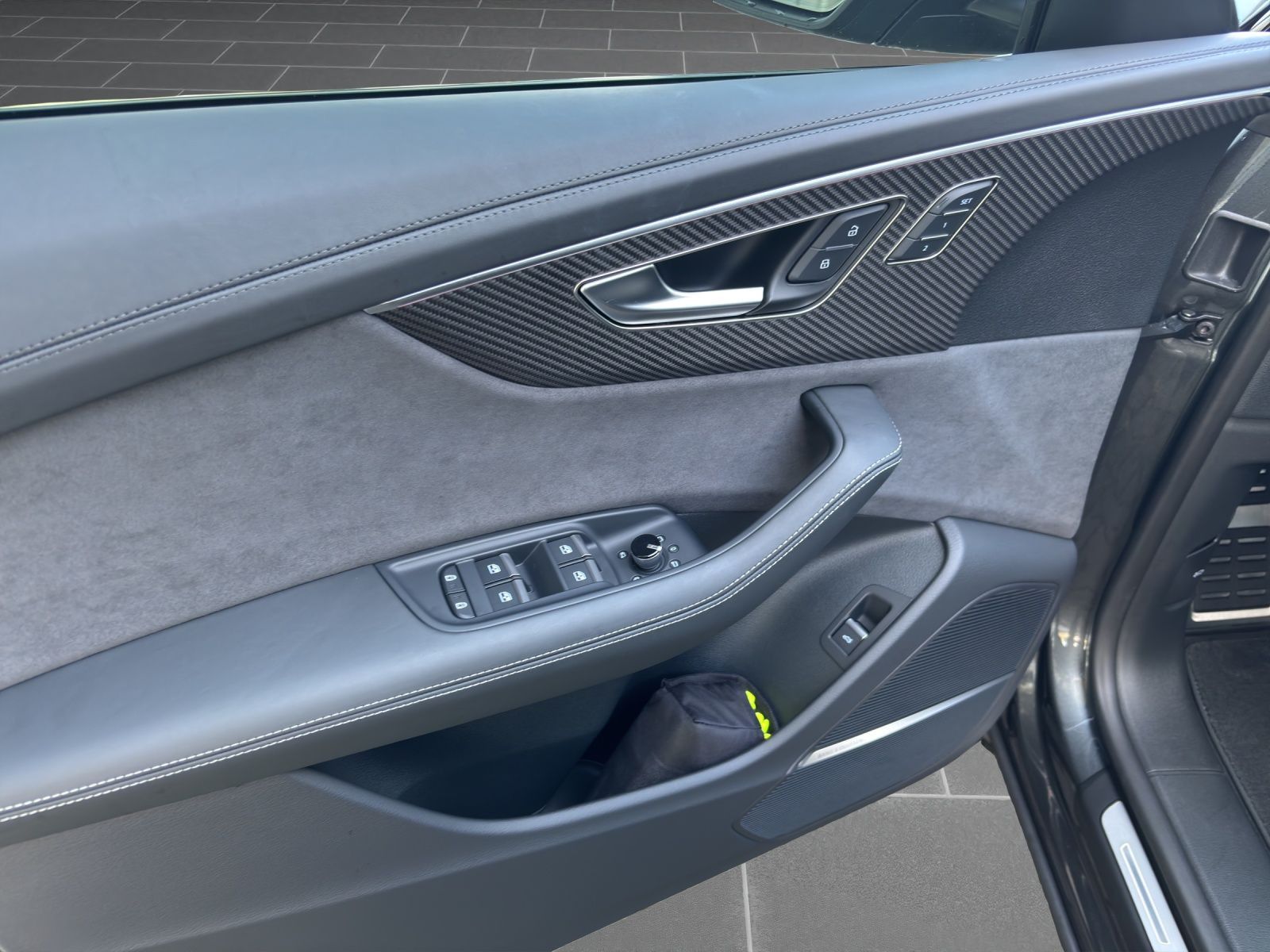 Audi RS Q8 HD MATRIX NAVI 360° ACC B&O HuD