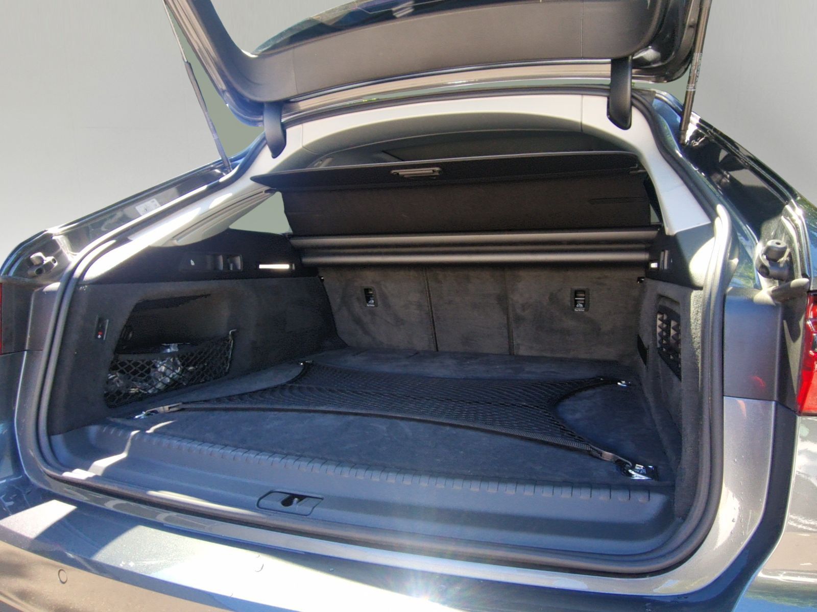 Audi A6 Avant S-Line Black 55 TFSI qu AHK LEDER PANO