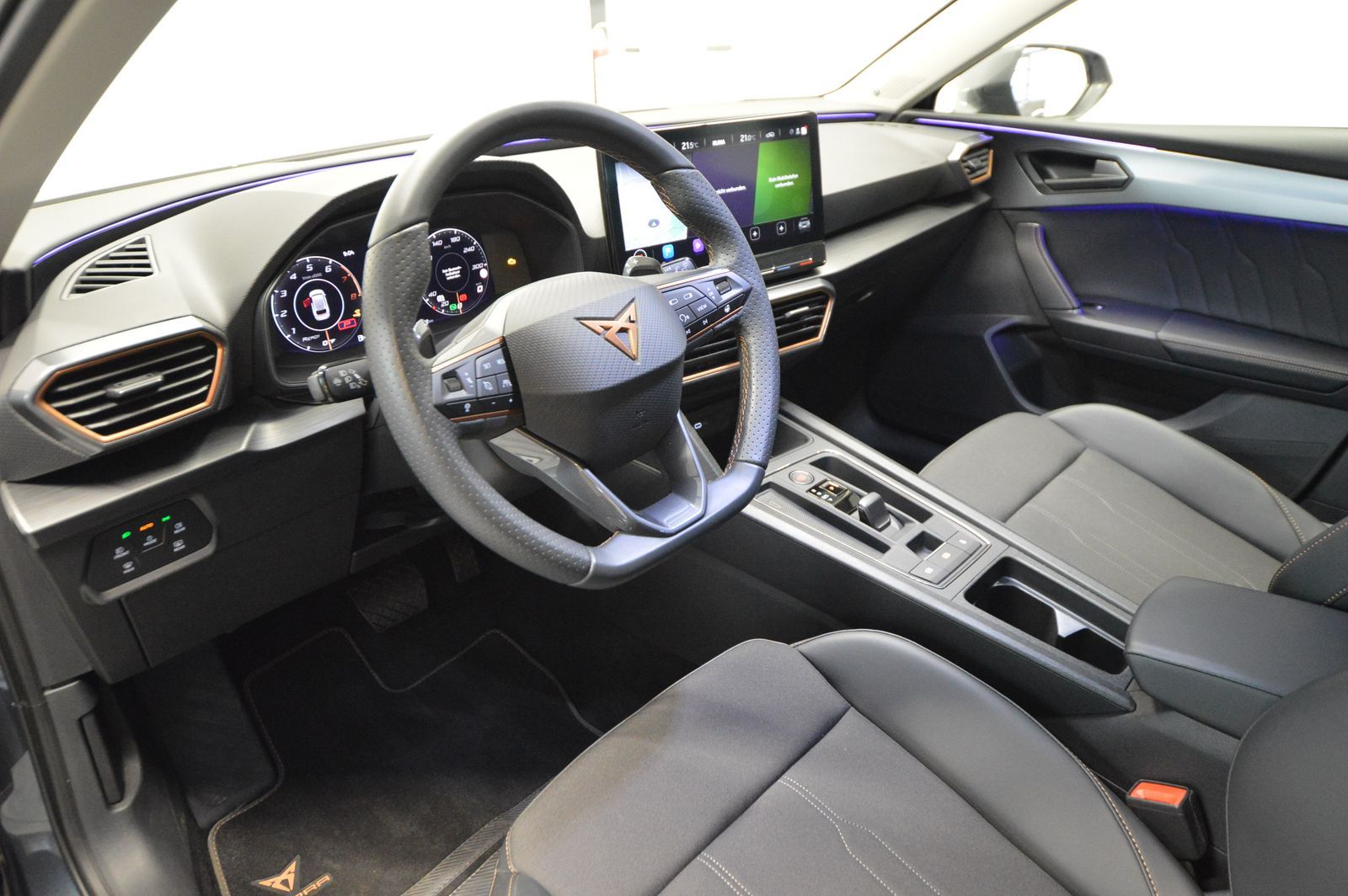 Cupra Leon Sportstourer 1.5 eTSI - Samsaru's Car Outlet