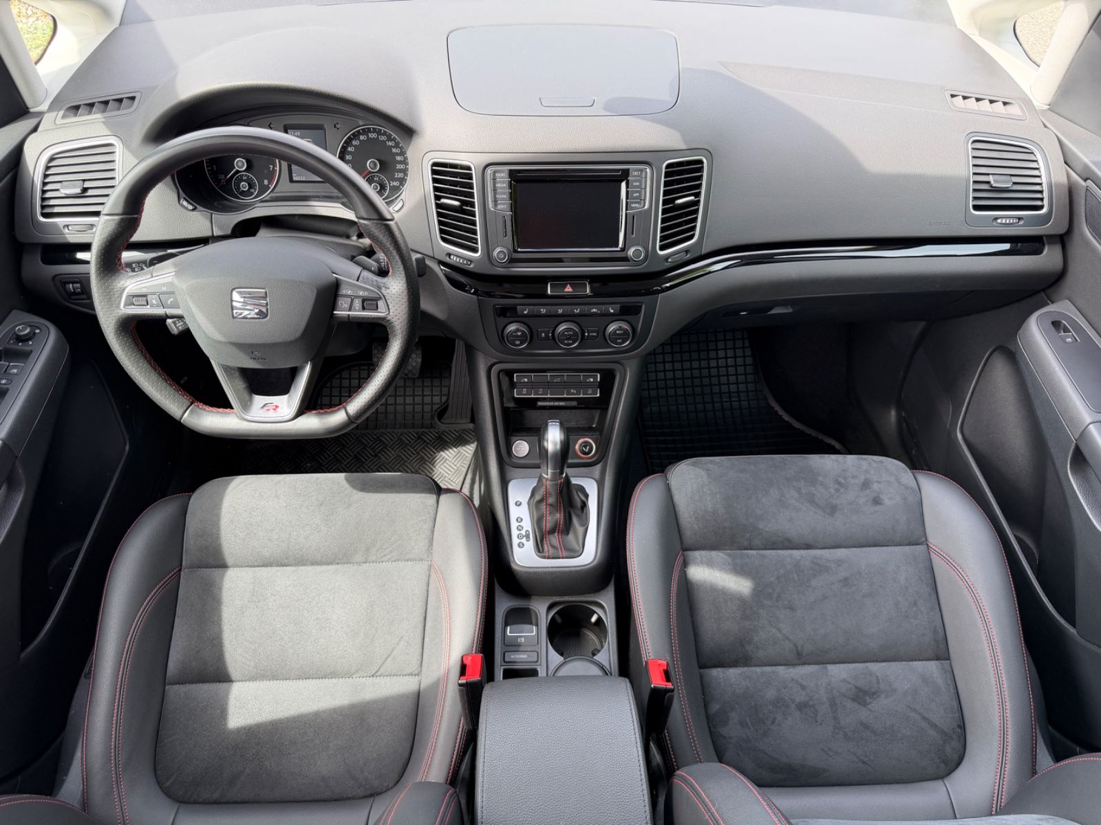 Seat Alhambra 1.4 TSI FR-Line DSG NAVI/ACC/AHK/1.Hd