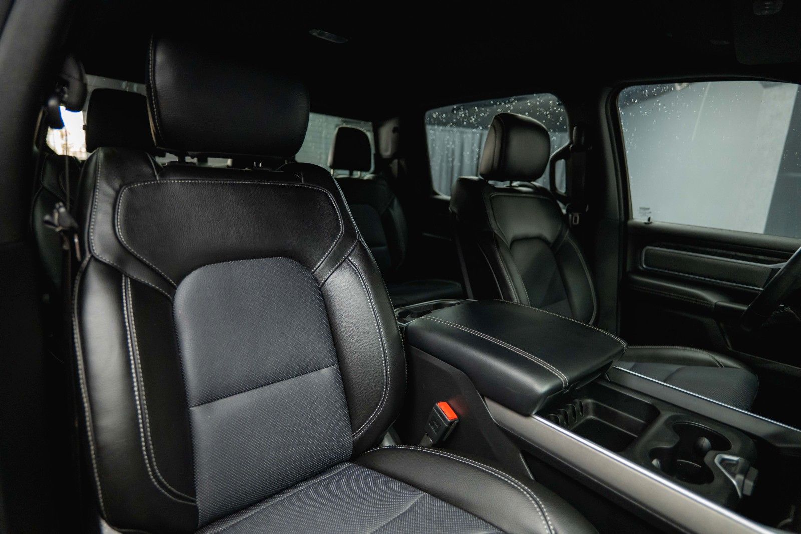 Dodge RAM 5.7 V8 HEMI 4x4 OFFROAD Night-Paket *LED*19%