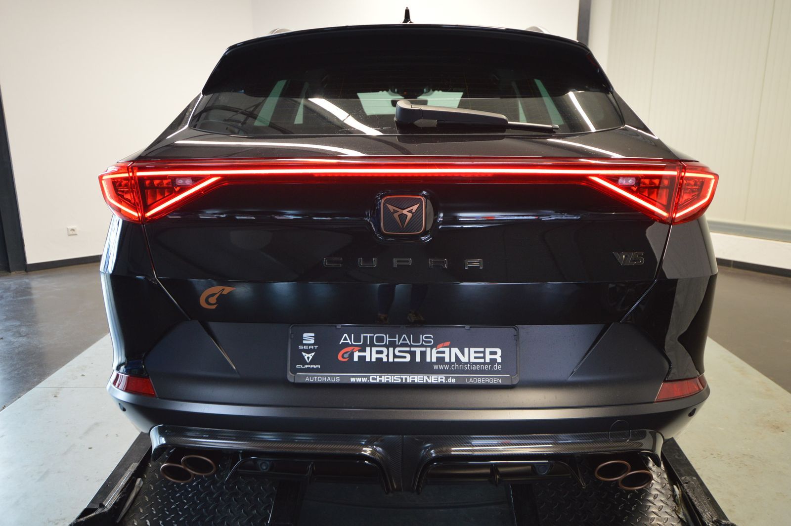 Cupra Formentor 2.0 TSI VZ5 4Drive - Samsaru's Car Outlet