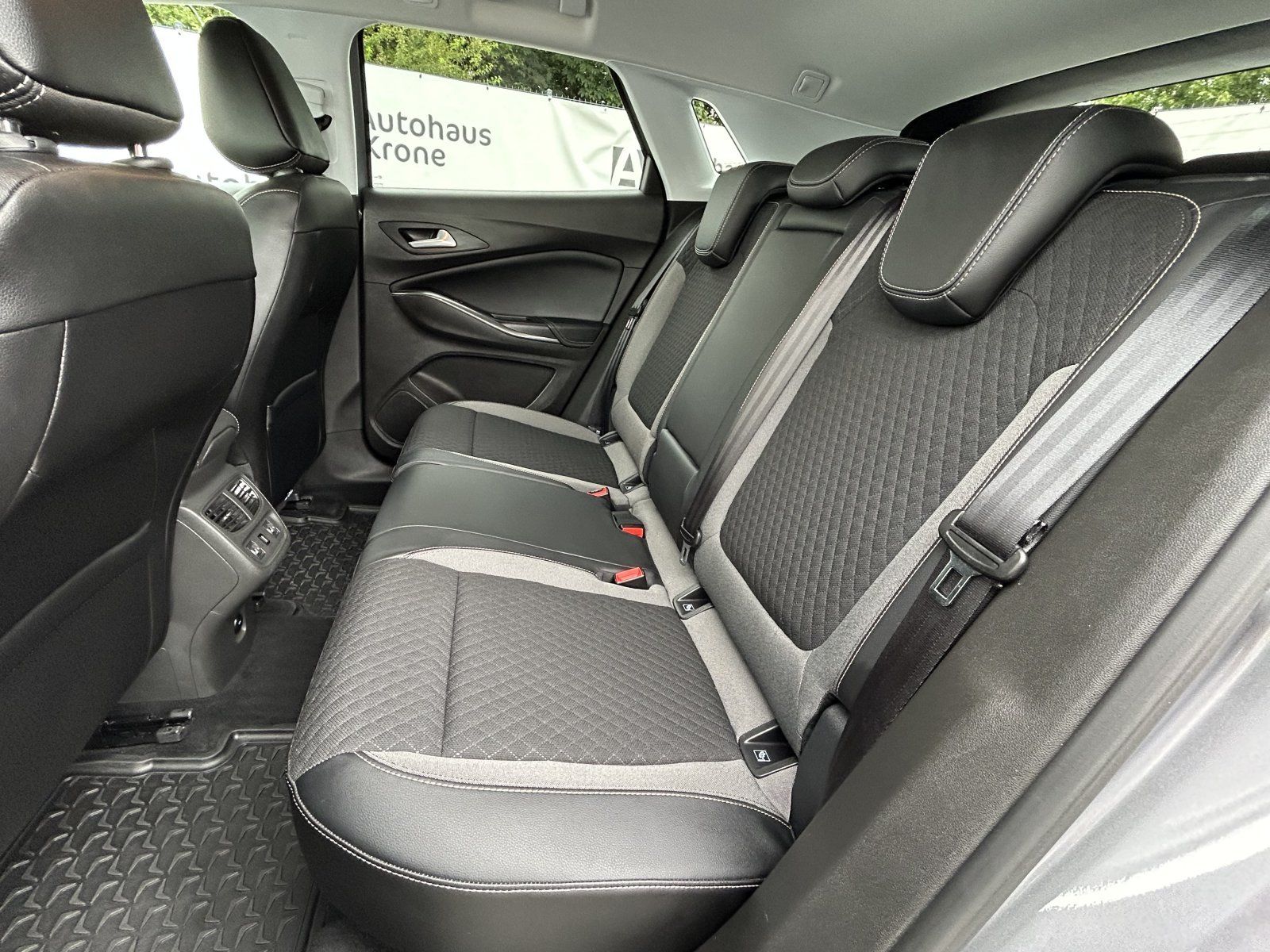 Opel Grandland X 1.5 D INNOVATION - Samsaru's Car Outlet