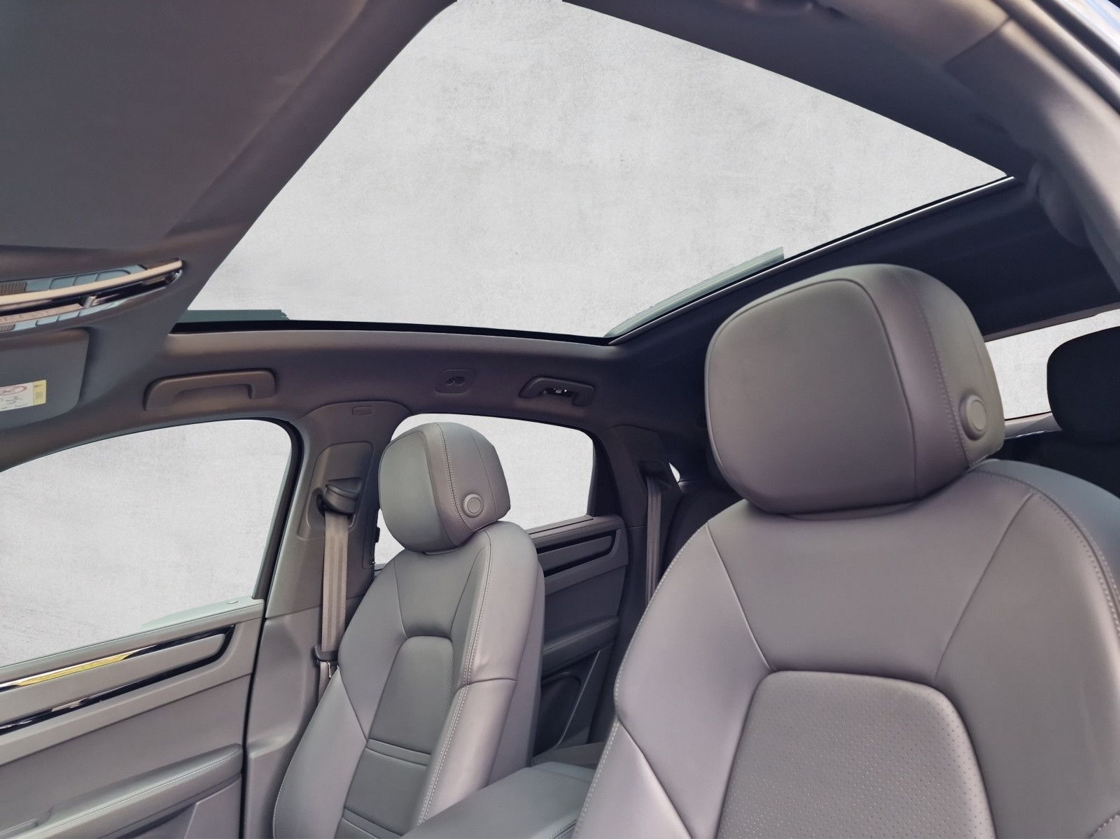 Porsche Cayenne E-Hybrid Coupe Luft HuD 360 14w 21z Inno