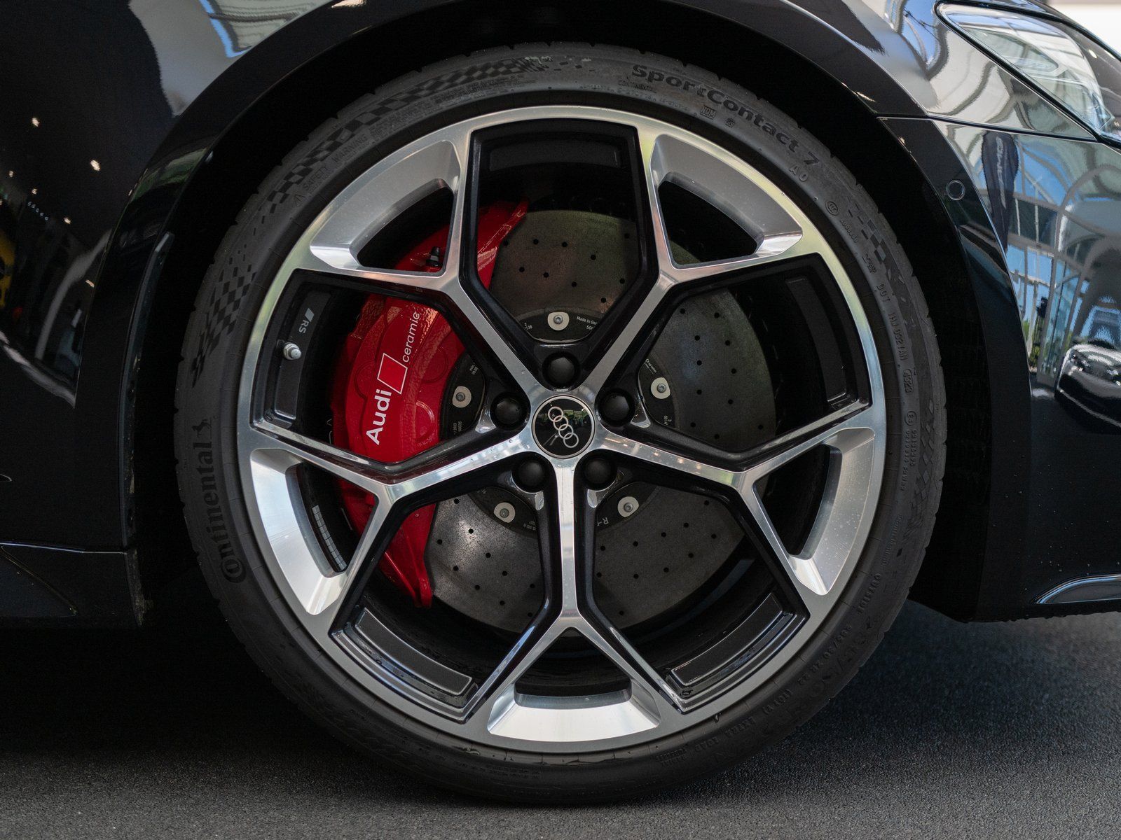 Audi RS6 Performance,Dynamik+,OptikCarbon,22",305km/h