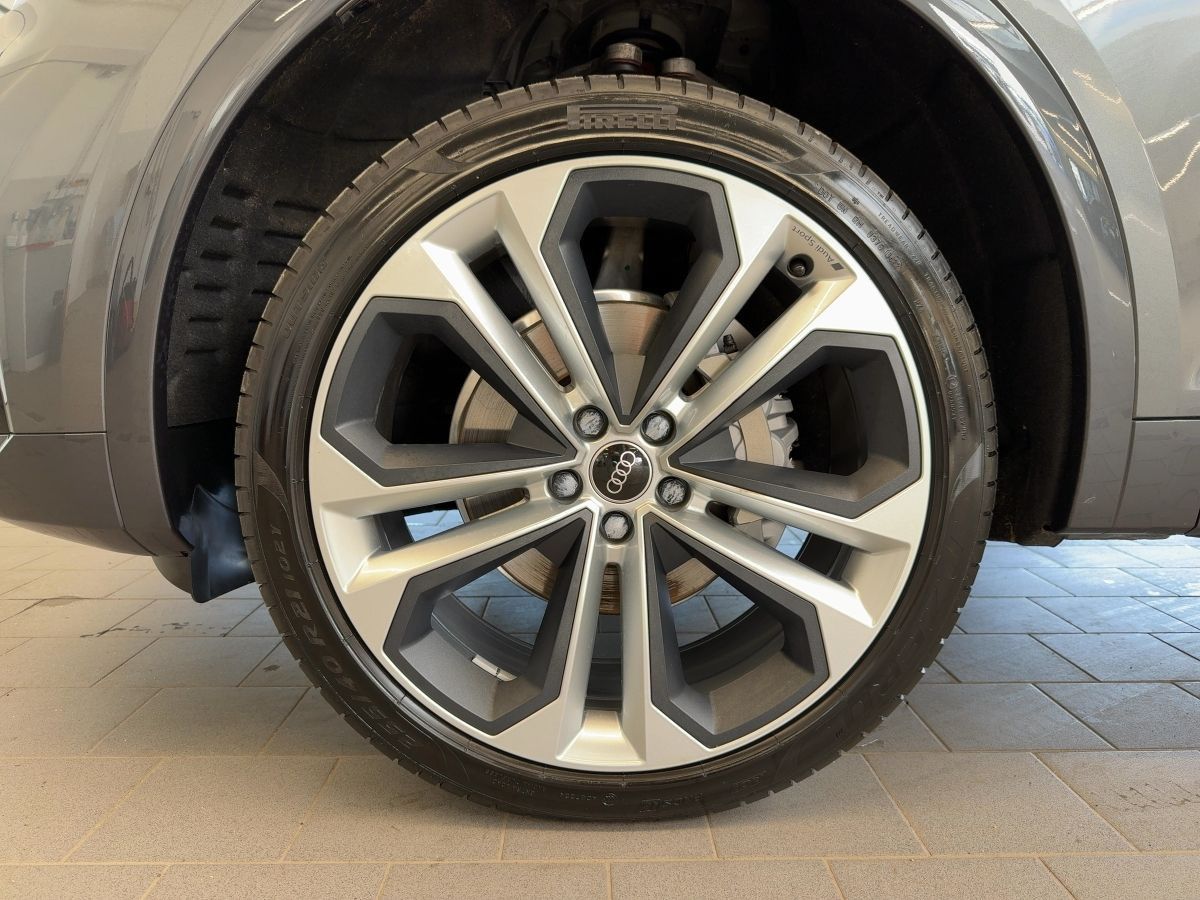 Audi Q5 Sportback 40 TDI qu. S line - Samsaru's Car Outlet
