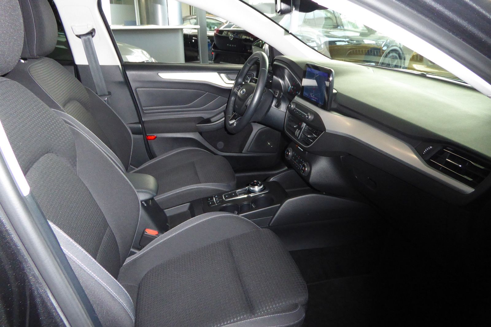 Ford Focus Turnier - Samsaru's Car Outlet