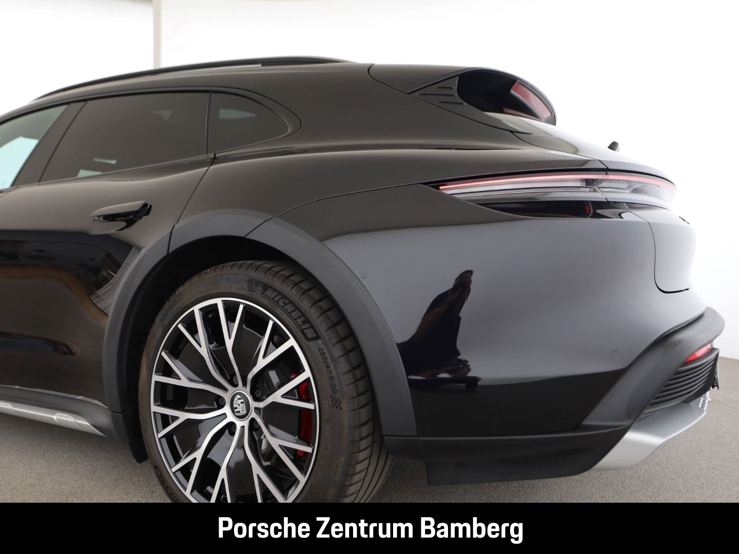 Porsche Taycan 4S CT/ Inno Drive/ Matrix/ Bose/ Head-Up/