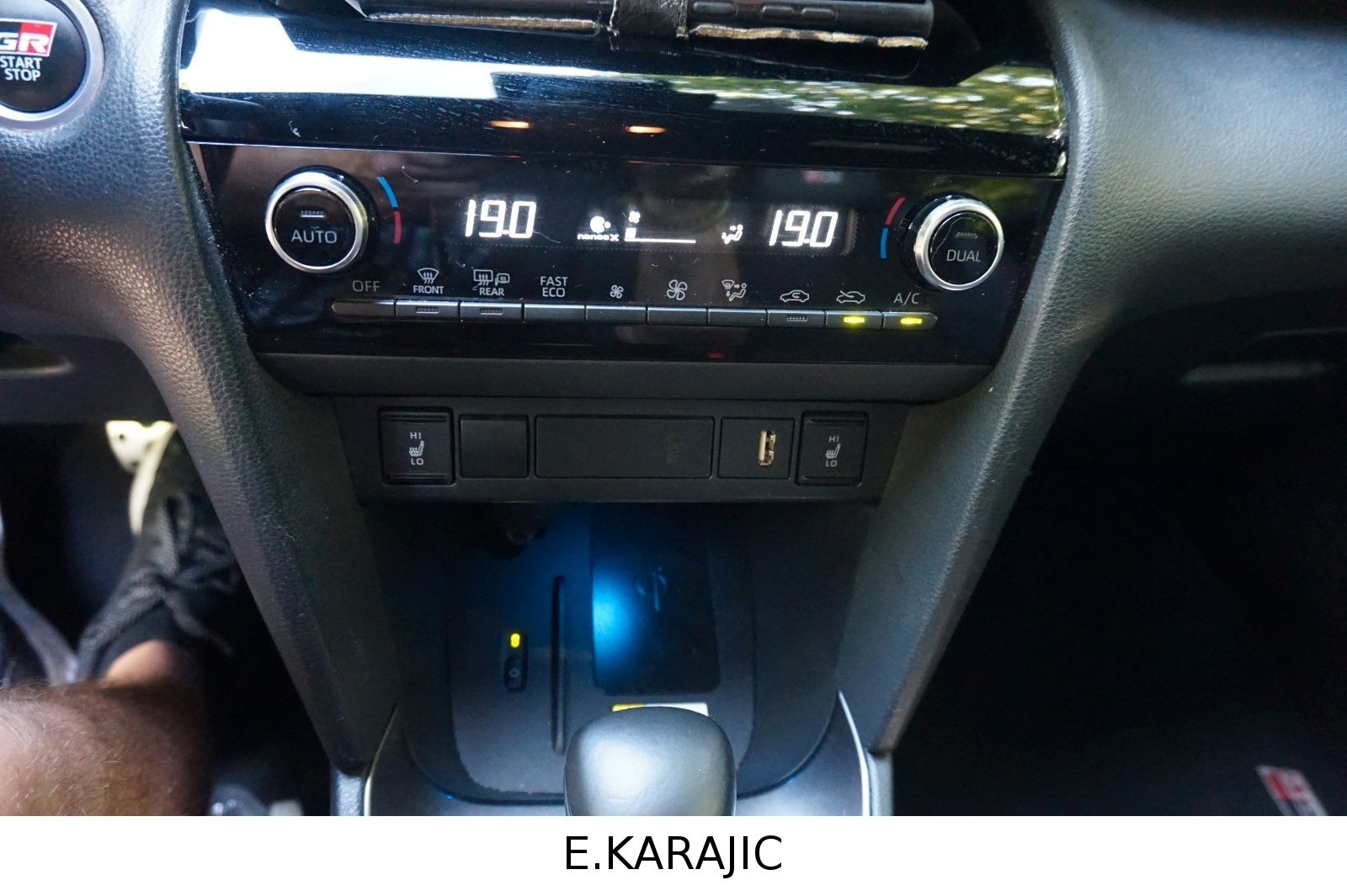 Toyota Yaris Cross Hybrid FWD GR Sport-GARANTIE-SCHECKH